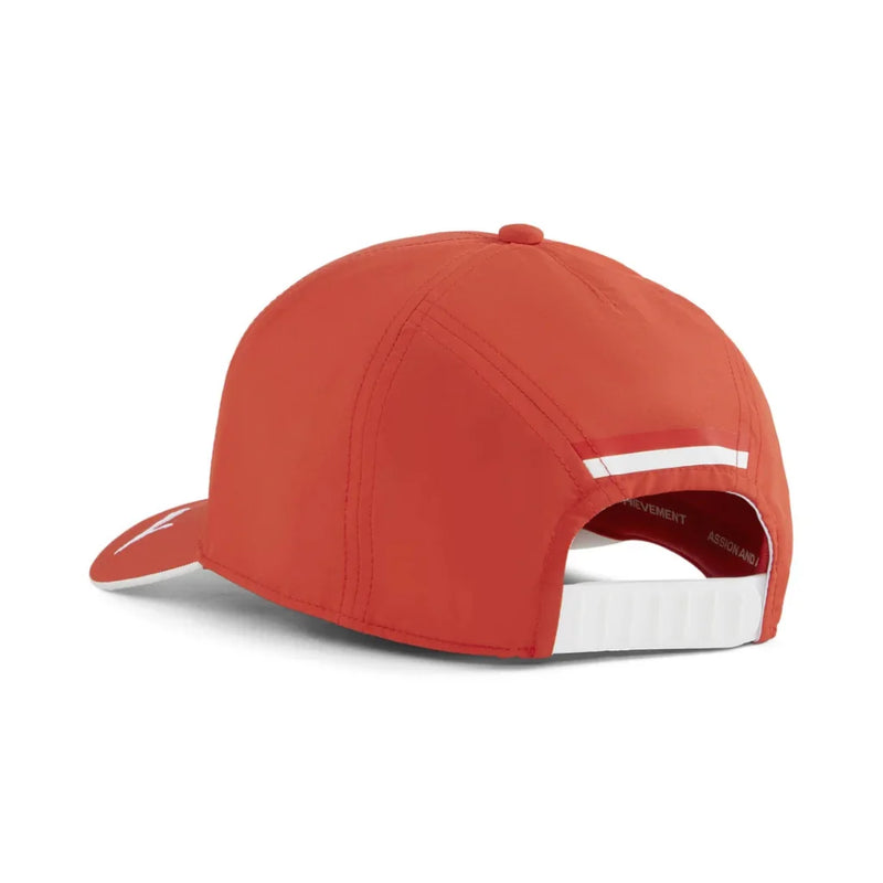 Boné Scuderia Ferrari Pilotos 2024 - Vermelho Queimado