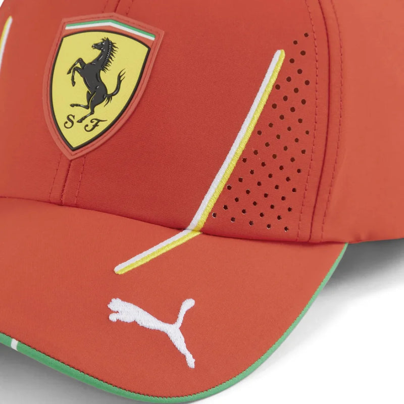 Boné Scuderia Ferrari 2024 - Vermelho Queimado
